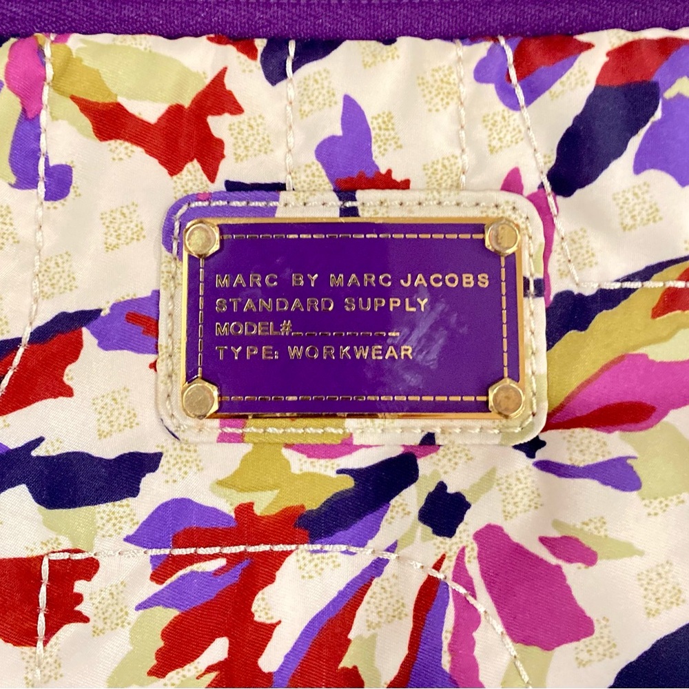 Marc Jacob Textile Wristlet Floral - Picture 4 of 17